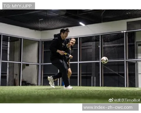 沉浸式足球体验体育足球类游戏带你领略真实赛场激情与策略对决 沉浸式足球体验体育足球类游戏带你领略真实赛场激情与策略对决