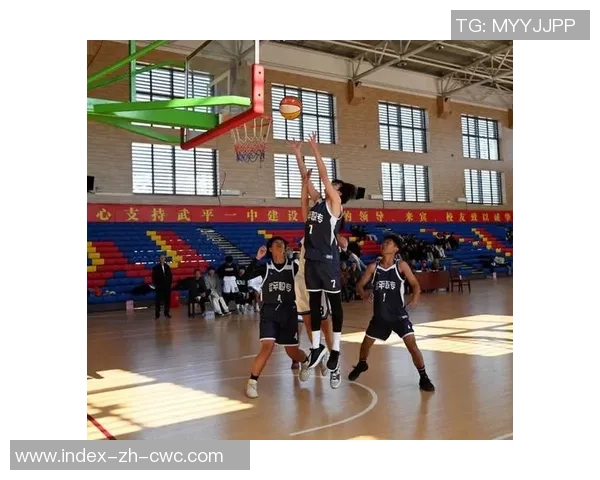 篮球比赛精彩瞬间回顾与分析让我们一起感受赛场上的激情与团队合作精神 篮球比赛精彩瞬间回顾与分析让我们一起感受赛场上的激情与团队合作精神